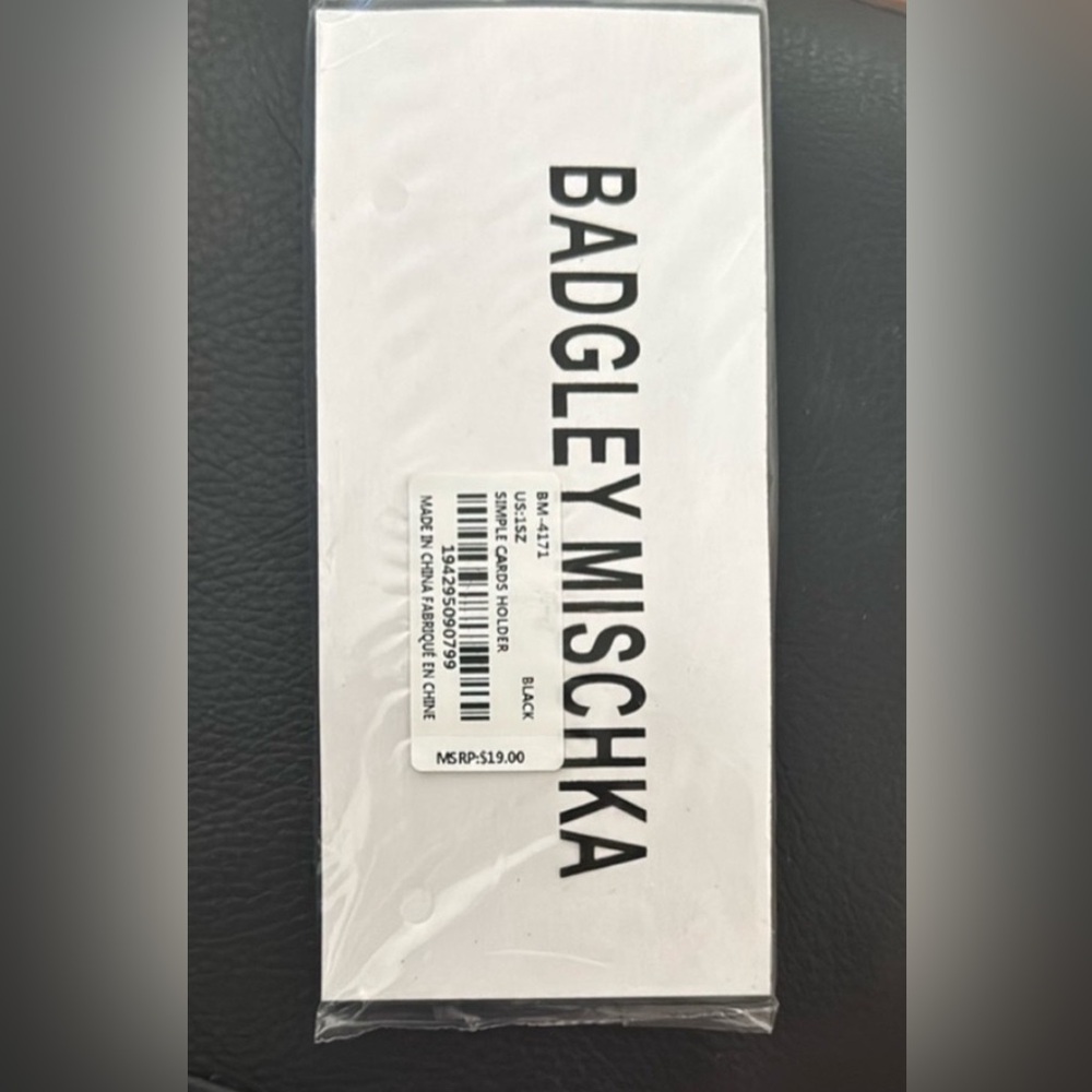 NWT Badgley Mischka Black Credit Card Holder BUY1GET1 - Picture 2 of 2